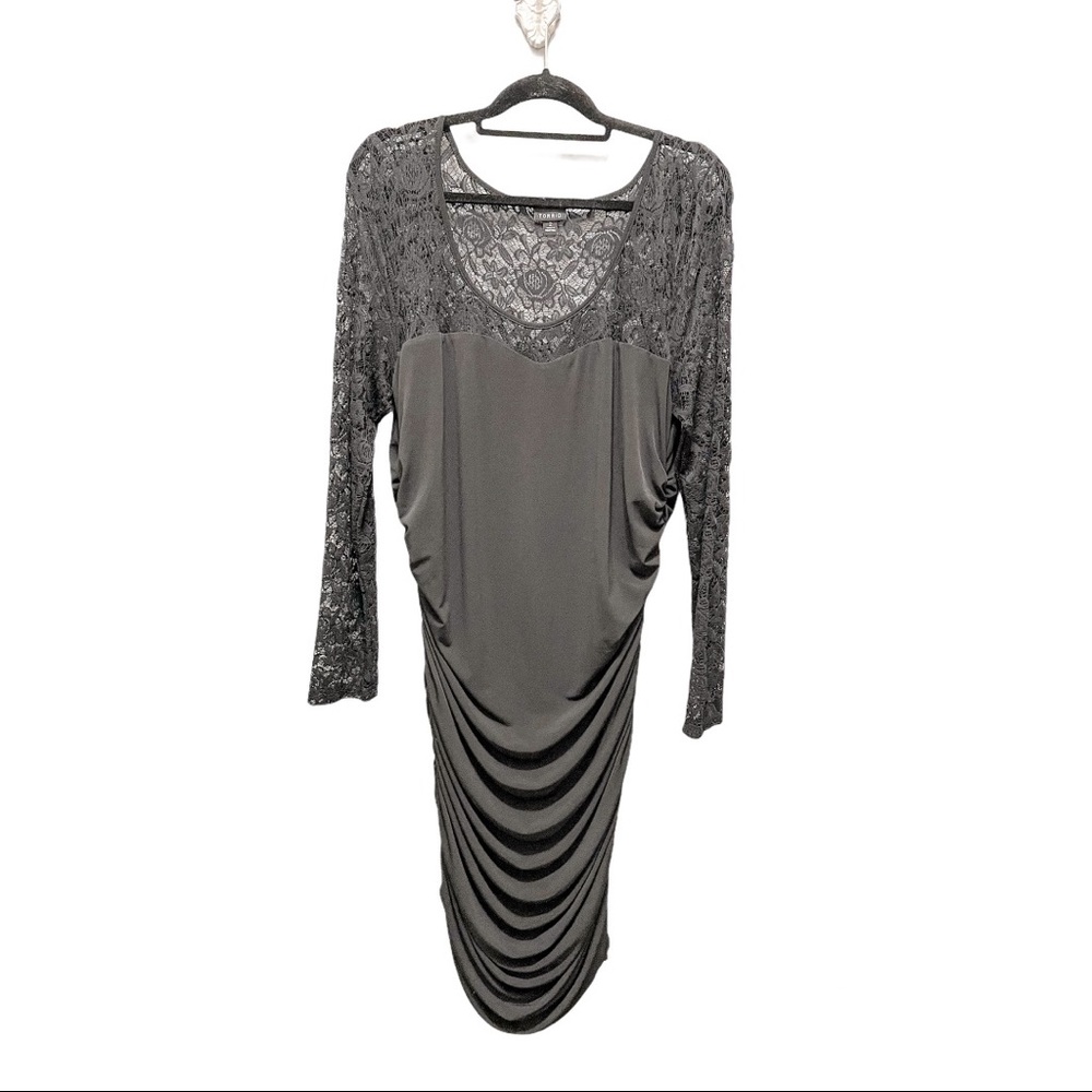 Torrid Black Ruched Top Lace Mid Dress - Picture 2 of 5
